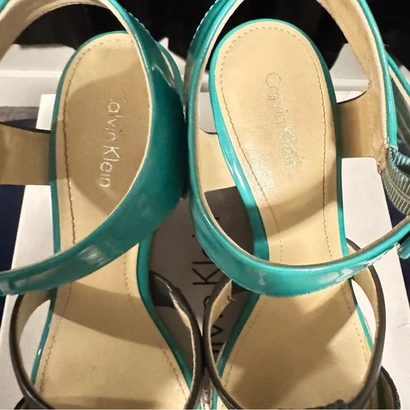 CALVIN KLEIN
Ellison two-tone espadrille Turquoise and Gray Wedge Sandals - Picture 6 of 16